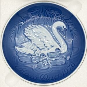 VTG Bing & Grondahl 1976 Mother’s Day Swan Porcelain Plate w Box & Certificate
